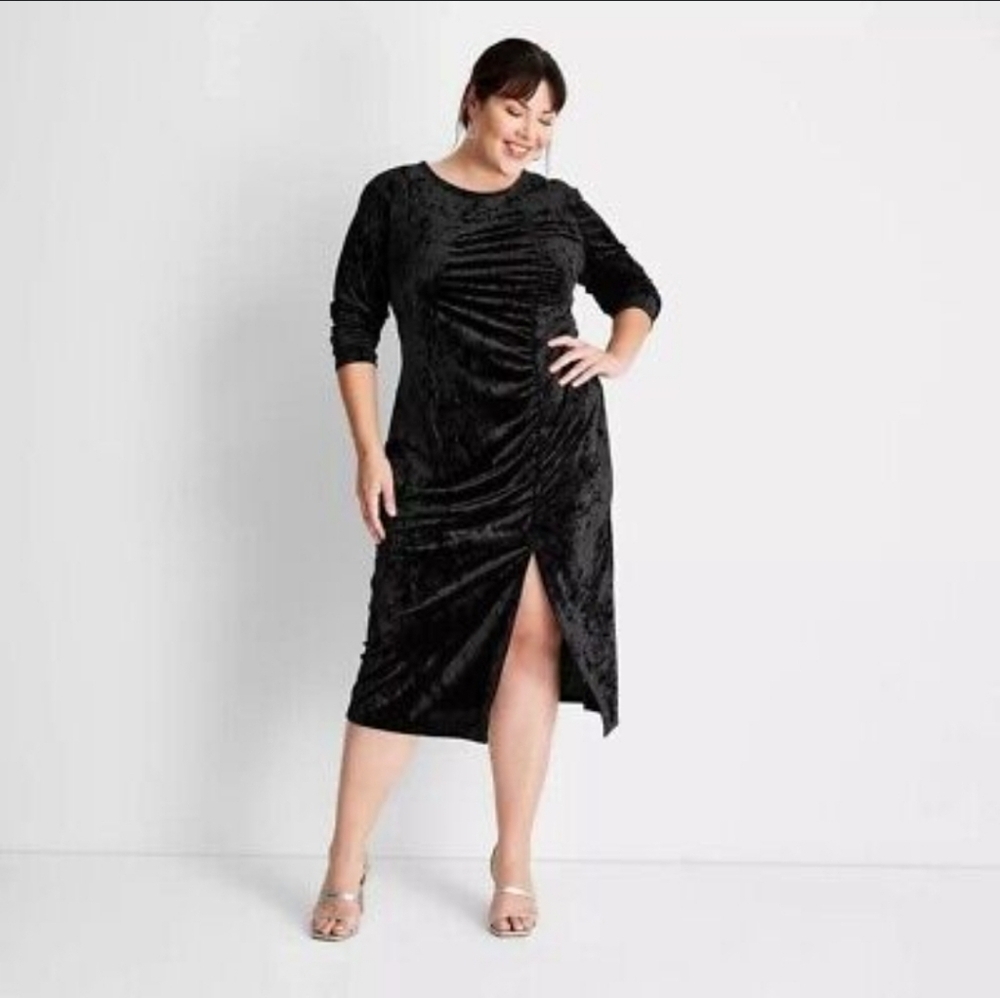 NWT Future Collective Black Crushed Velvet Open Back Dress Size 2X Plus Size